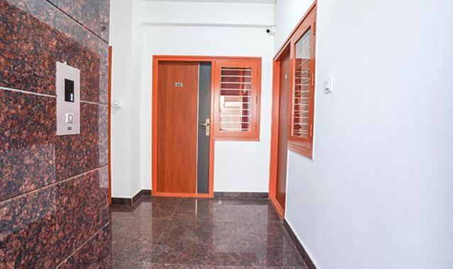 Hotel Royal Platinum Bangalore Exterior foto